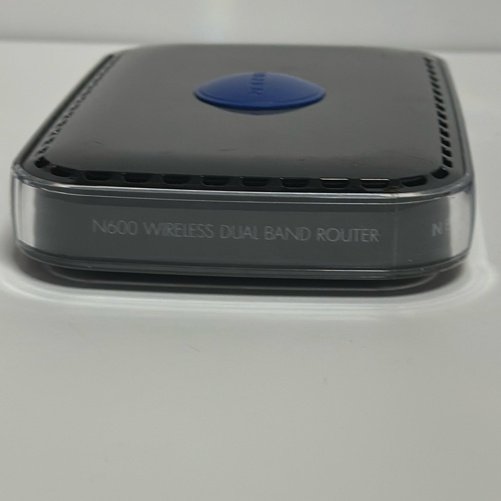 NetGear N600 Wireless Dual Band Router WNDR3400v3